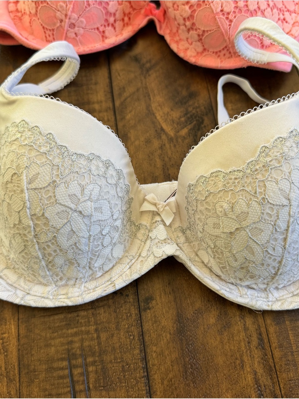 Victoria's Secret Push-Up Bras, 36C- EUC!